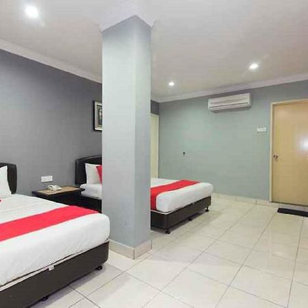 Puteri Ampang Hotel Экстерьер фото