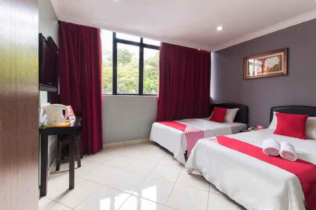 Puteri Ampang Hotel Экстерьер фото