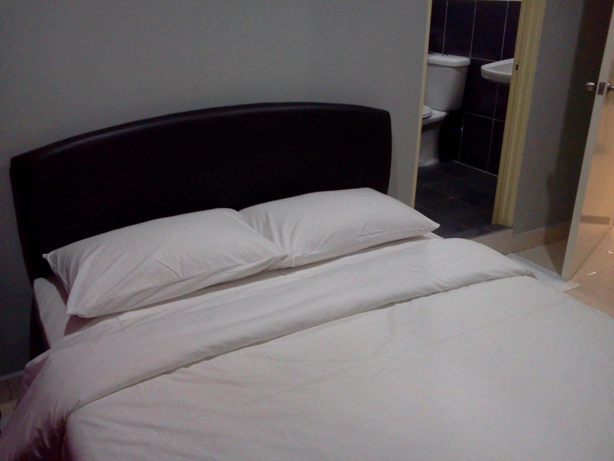 Puteri Ampang Hotel Экстерьер фото