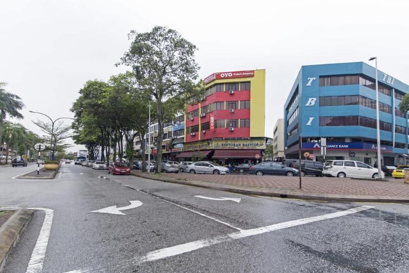 Puteri Ampang Hotel Экстерьер фото