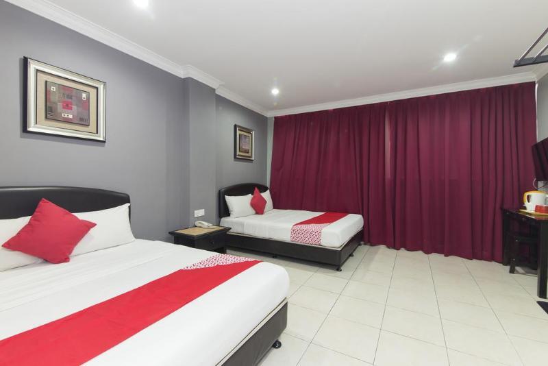 Puteri Ampang Hotel Экстерьер фото